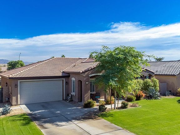 3rd image of 41330 Lighthall Ct