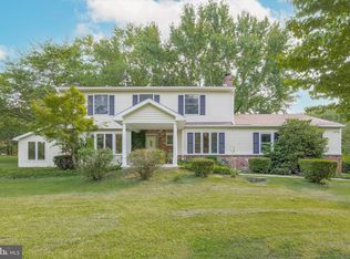 105 Stirrup Ln, Thornton, PA 19373