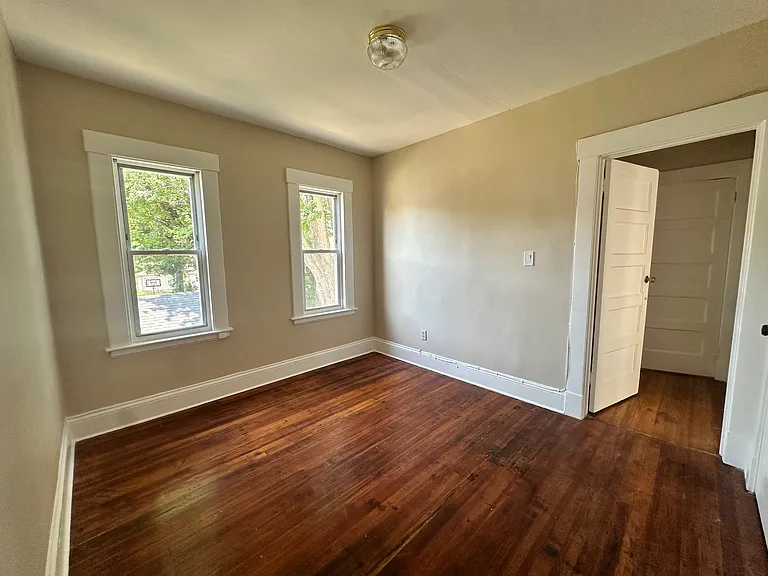 74-76 Curtiss St #2 — Photo 7