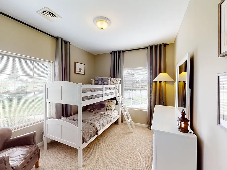 Park Lane Apartments — Photo 15
