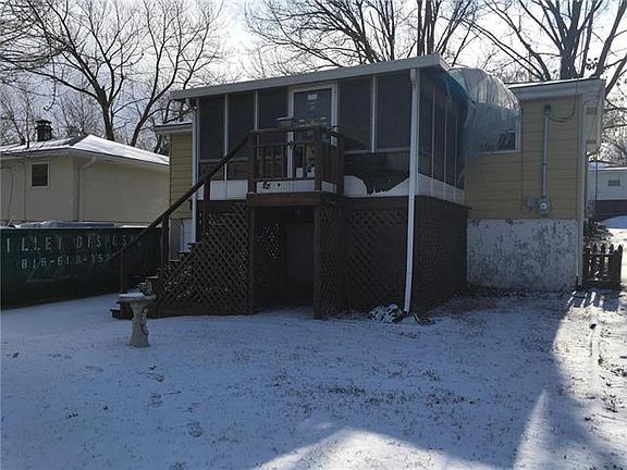 4th image of 7916 NE 50th St