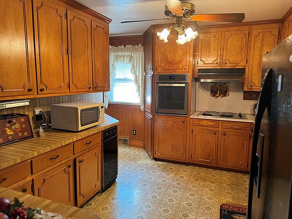 5th image of 111 Hermitage Dr