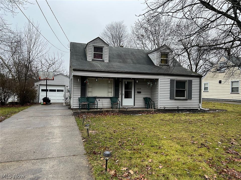1st image of 3429 Ambert Ave