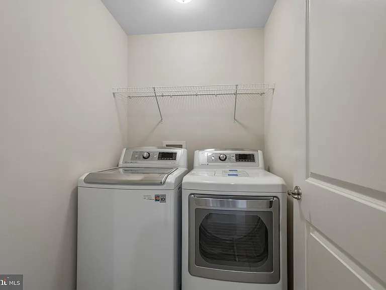 5313 Stream Bank Ln — Photo 31