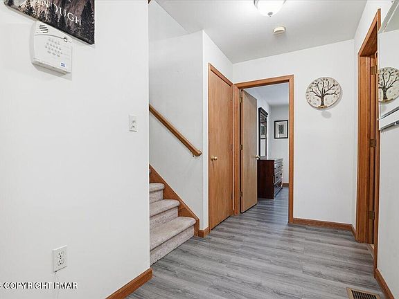 4th image of 2119 Freedom Way