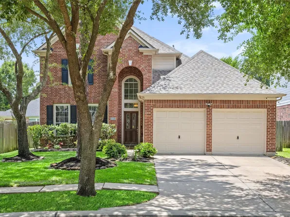 9611 Oxford Grove Dr, Houston, TX 77095