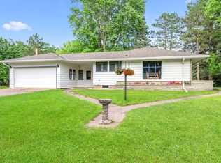 6690 Maple St, North Branch, MN 55056