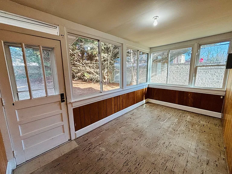 605 Republic Rd — Photo 14