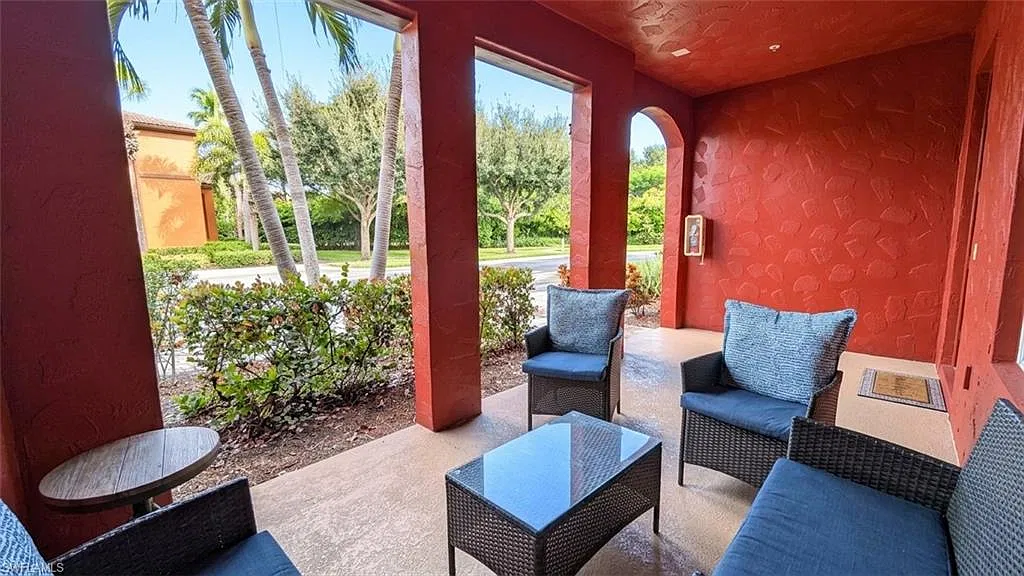2 bed, 2.5 bath, 1441 sqft, $5,900 — Photo 3