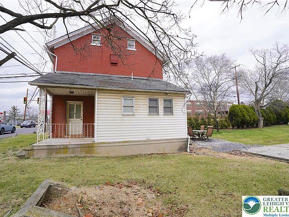 5th image of 3863 Mauch Chunk Rd