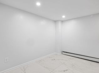 77 Alexander Ave #B, Bridgeport, CT 06606