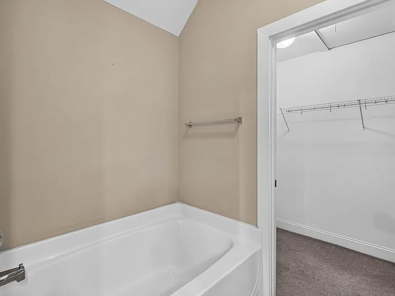 5639 Colony Ln — Photo 20