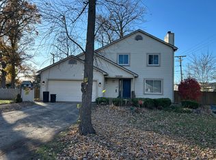 4030 Circle Blvd, West Bloomfield, MI 48323