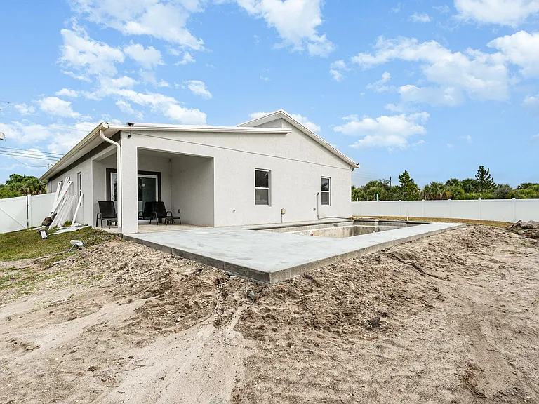 448 Saint Andre Blvd SW — Photo 31