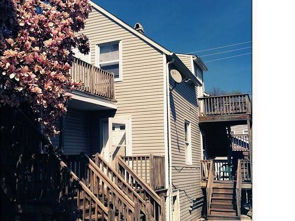 5th image of 2733 N Oak Park Ave APT 2R