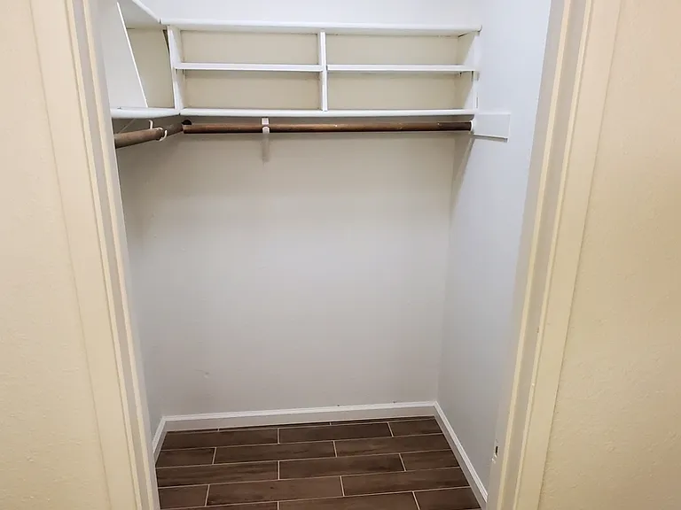 Winslow Place Apartments — Photo 8