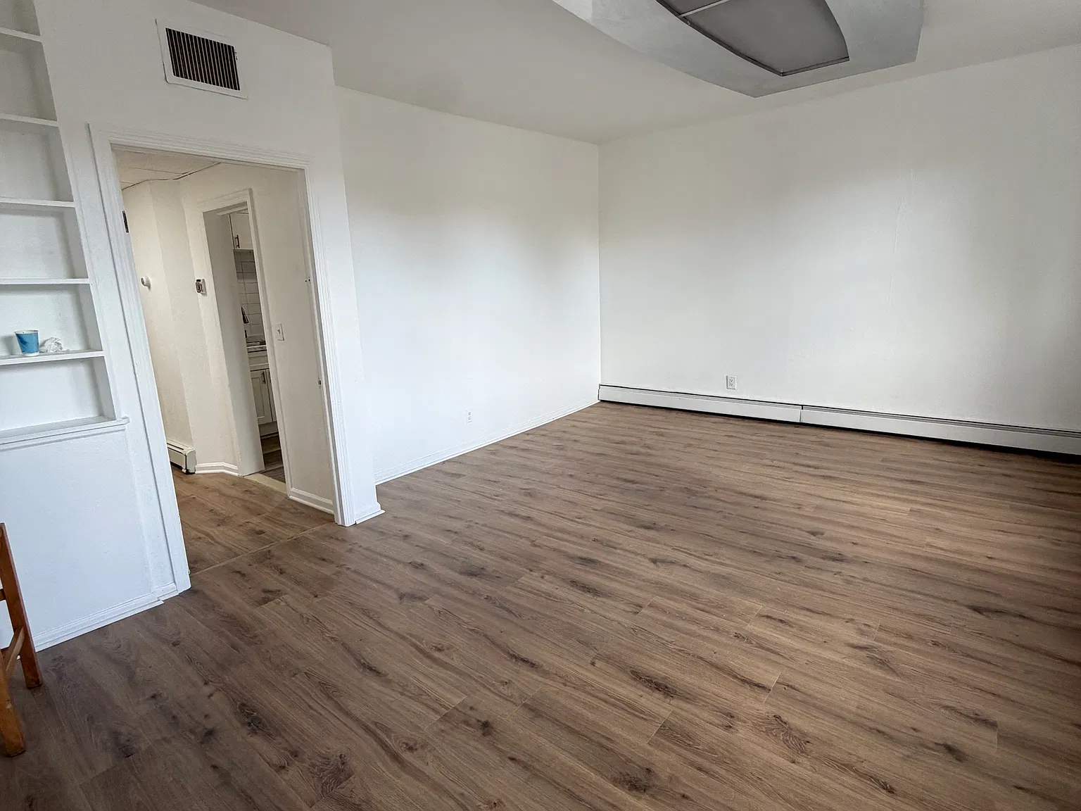3 bed, $2,800 — Photo 1