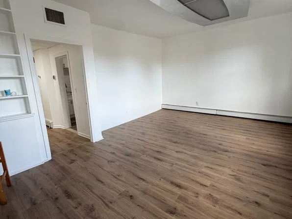 329 Broad Ave Floor 2, Leonia, NJ 07605