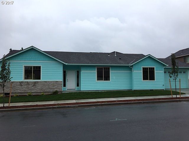 1st image of 2891 NE 51st St