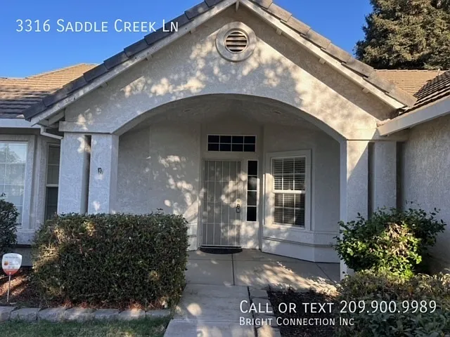 3 bed, 1553 sqft, $2,500 — Photo 2