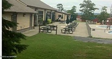 4th image of 24 Valley View Dr