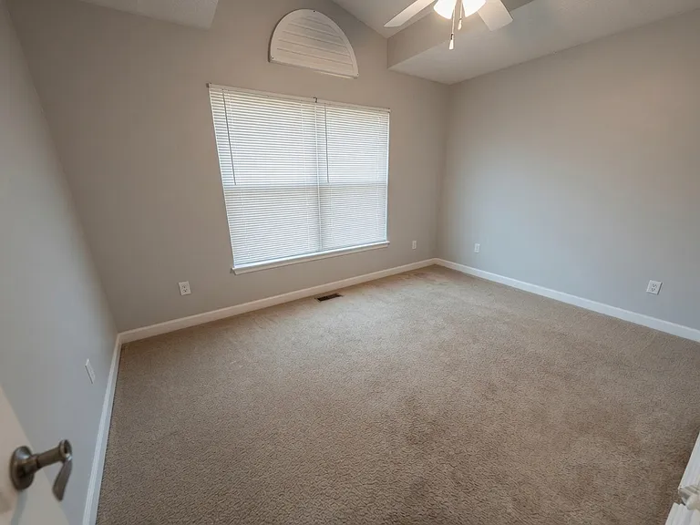 1256 25th Ter SW — Photo 10