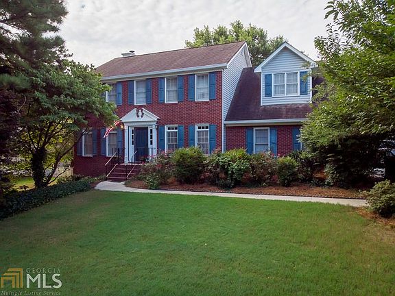 2nd image of 2348 Bradford Ln