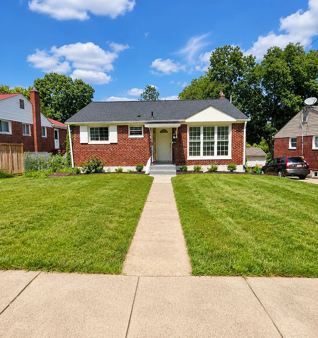 6 bed, 972 sqft, $3,200 — Photo 1