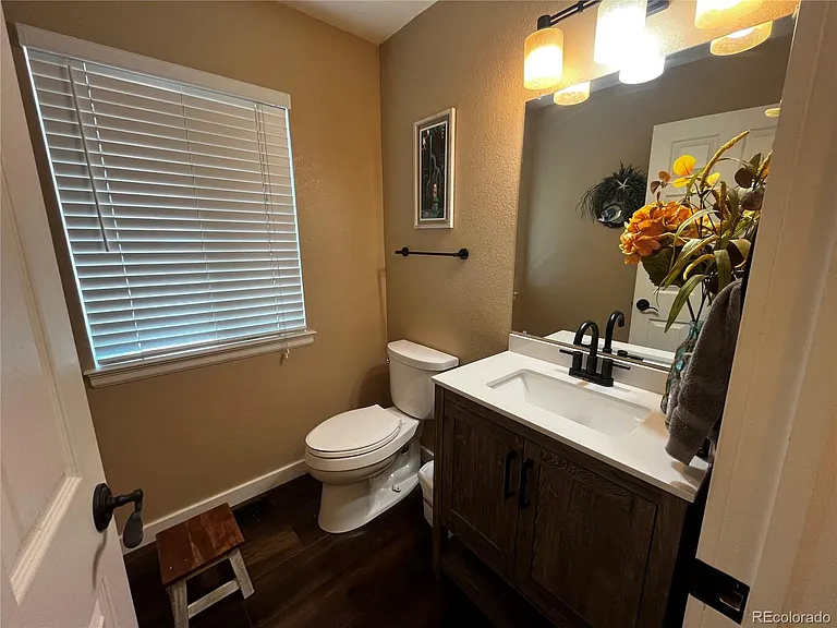 1029 Delta Dr — Photo 7