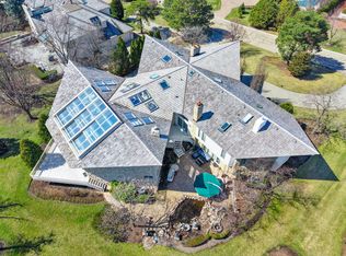 1916 Midwest Club Pkwy, Oak Brook, IL 60523