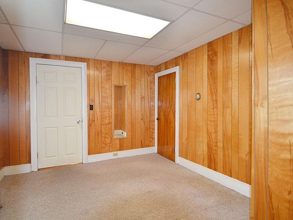 3rd image of 84 Conklin Ave #1
