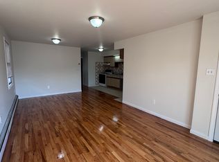 90 Mallory Ave #3, Jersey City, NJ 07304