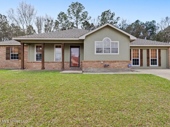 15513 Lyda Steen Dr, Biloxi, MS 39532