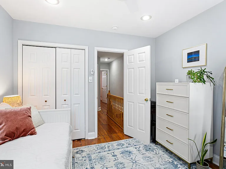 2413 Aspen St — Photo 12