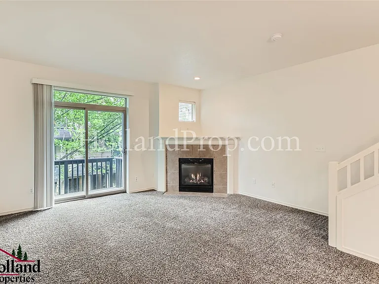 1554 SW 175th Ave — Photo 6