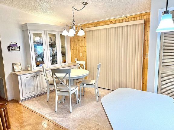 3rd image of 1734 Balsam Ave #275