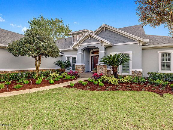5th image of 376 Saint Johns Golf Dr