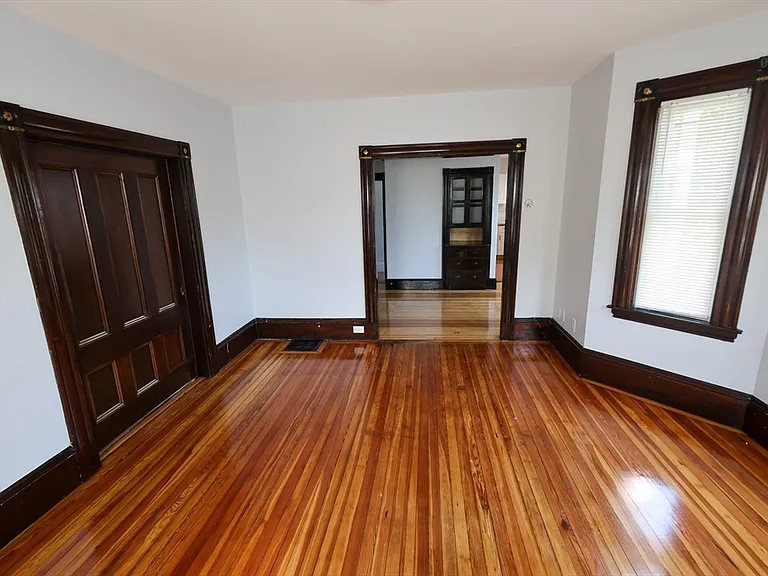 50 Thatcher St #2 — Photo 7