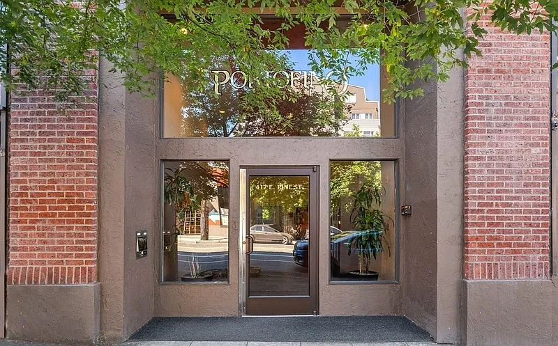 1 bed, 1.0 bath, 656 sqft, $2,100 — Photo 2