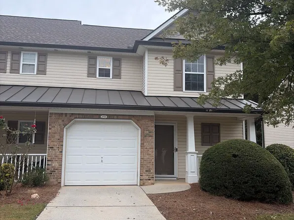 252 Darbys Crossing Ct, Hiram, GA 30141