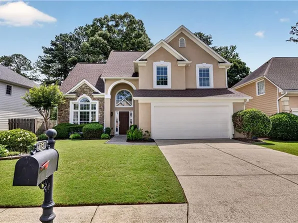 2730 Harper Woods Dr, Marietta, GA 30062