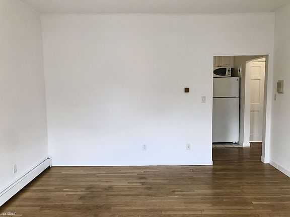 49 Gloucester St. #7 Boston - Back Bay Unit Photo 2 (1)