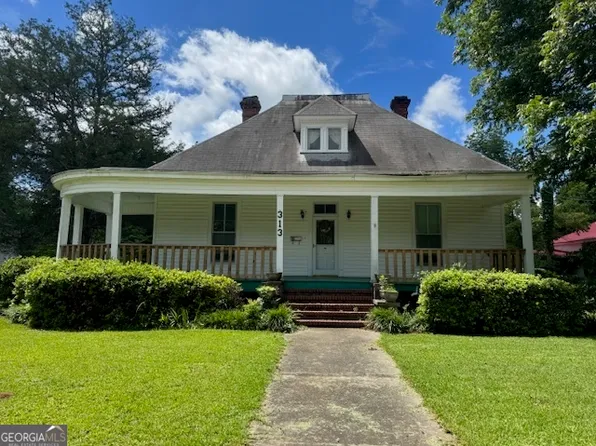 313 W Church St, Fort Valley, GA 31030