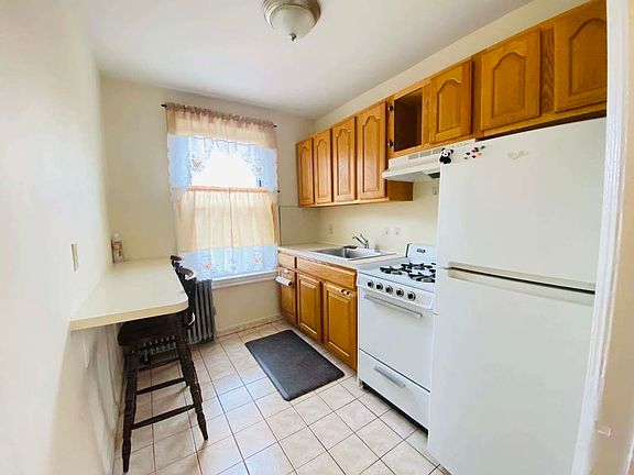 2nd image of 21-71 38th St #3