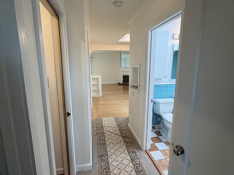 464 N San Anselmo Ave — Photo 9