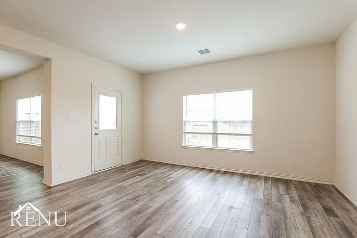 2814 Tybee Crk — Photo 12