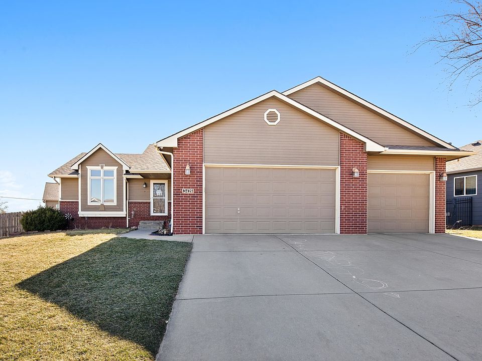 1st image of 3429 N Pepper Ridge St