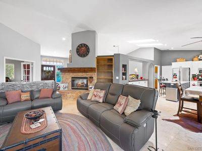31782 Tracy Lyn Dr, Valley Center, CA, 92082