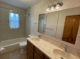 3270 Rochester Rd, Leonard, MI 48367