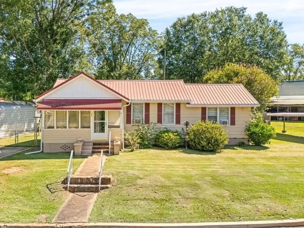 107 Maple St, Valley, AL 36854